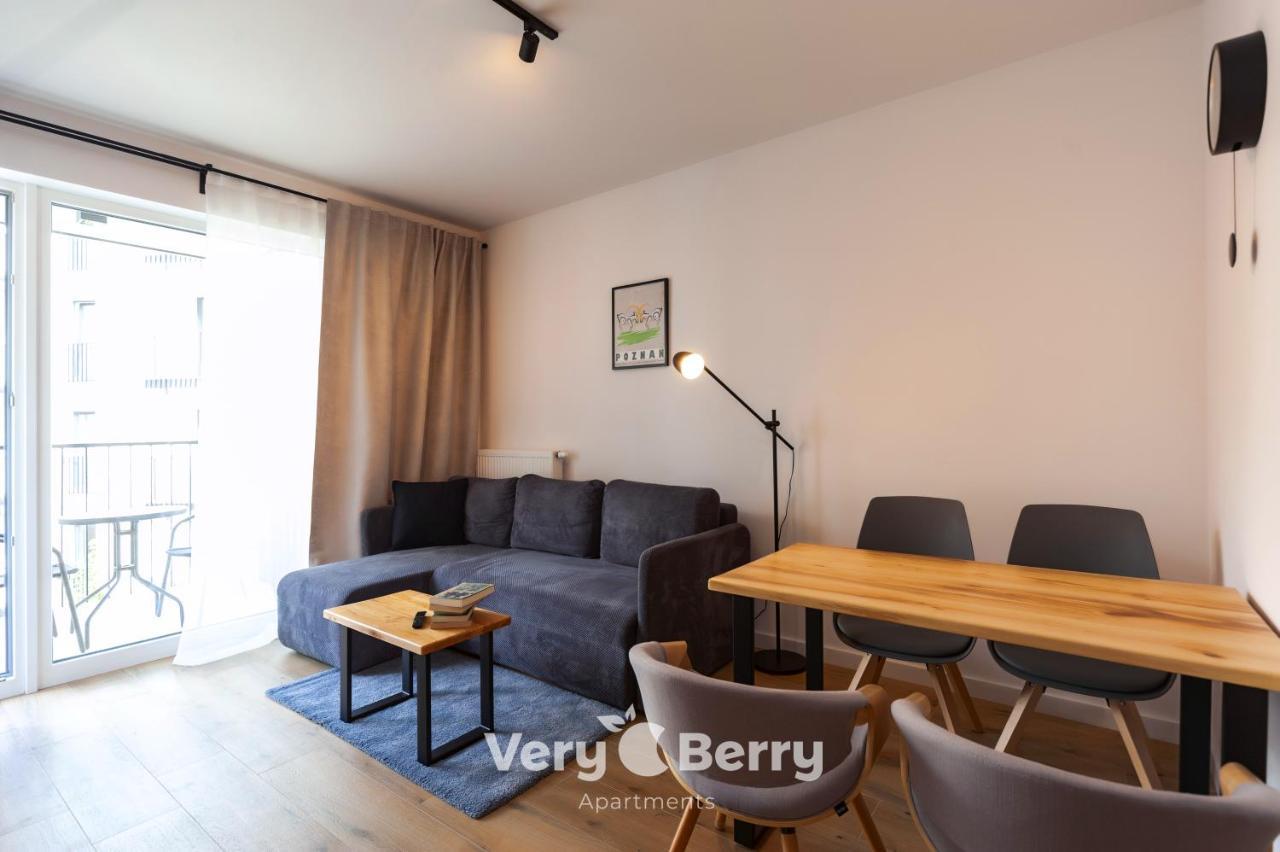 Garbary 104 - Apartament Z Balkonem - Self Check In 24H Poznań Esterno foto